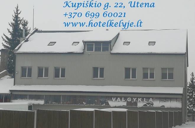 Viesbutis kelyje