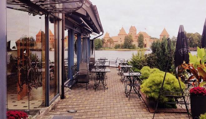 Apvalaus stalo klubas restaurant and hotel