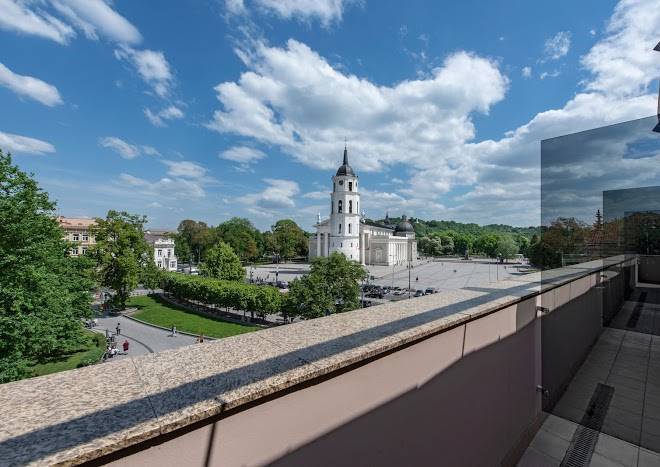 Amberton cathedral square hotel vilnius