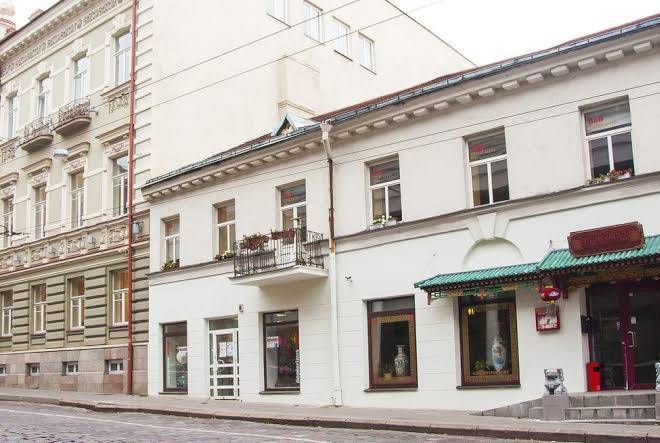 In astra b&b sveciu namai