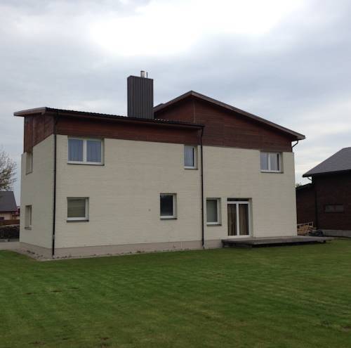 Pilaites Svetingi Namai Image