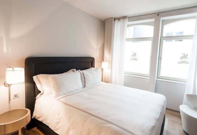 Guillaume Suites Image