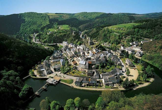 Logis hotel gourmet & relax de la sure rest comte godefroy