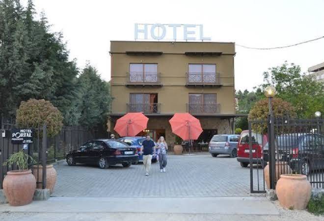 Hotel portal