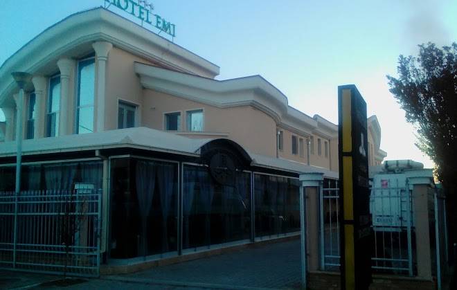 Hotel emi