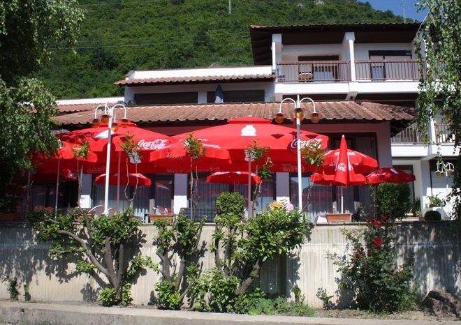 Hotel Makoteks Green Beach Paradise Image