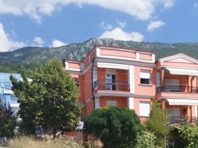 Vila galeria pestani