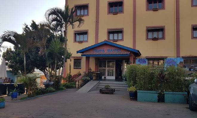 Ivato hotel