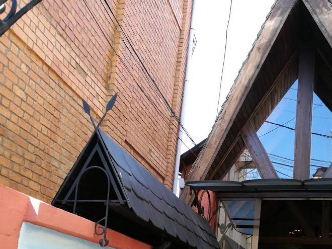 Hotel rova