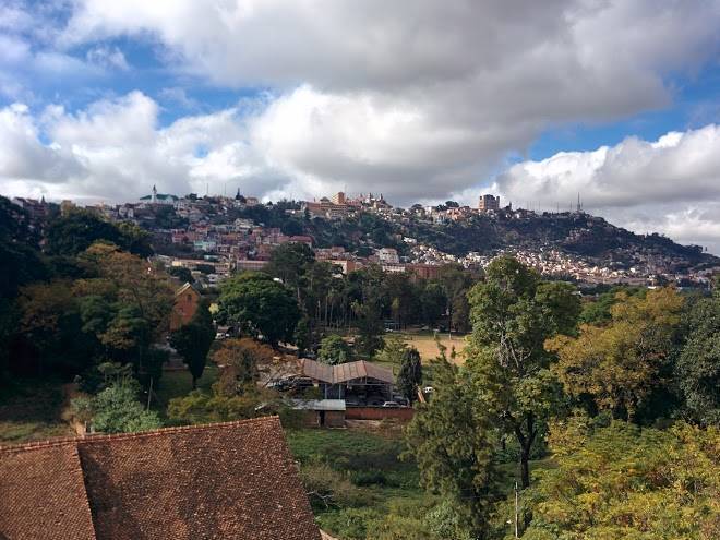 Hotel tana jacaranda