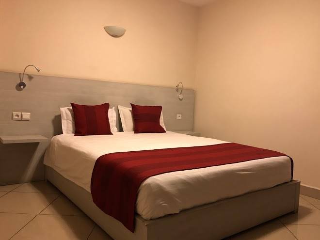 Lova hotel