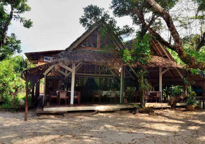 Hotel restaurant acacias bungalows