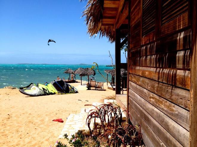 Hotel les paillottes de babaomby