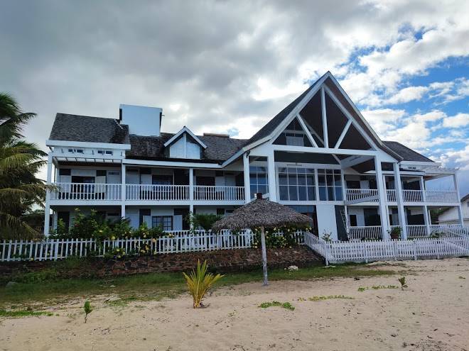 Belle rose beach hotel