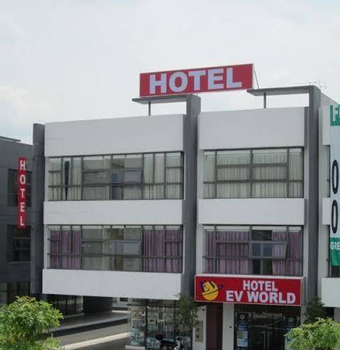 Ev world hotel sungai besi
