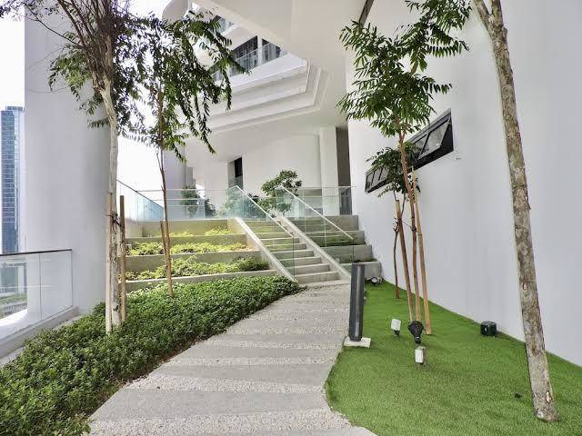 Kl Gateway By Sleepy Bear Image