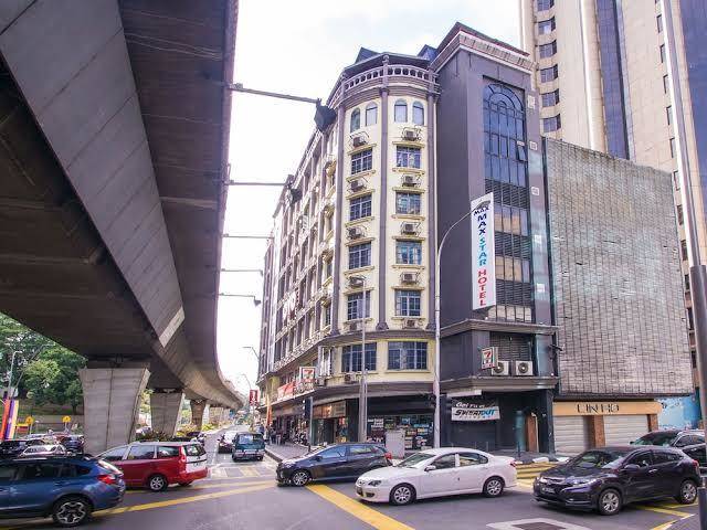 Max star hotel