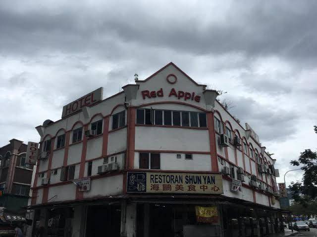 Red Apple Hotel Image