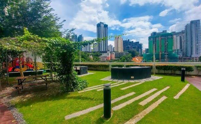 Richmond & aston kiara suites kl