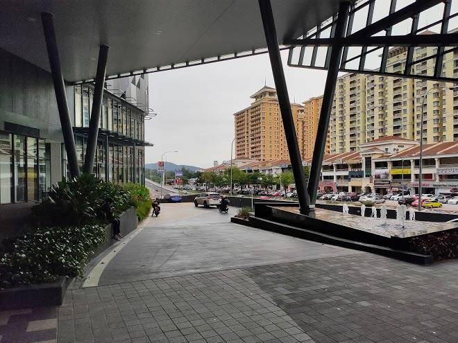 The ridge at kl east