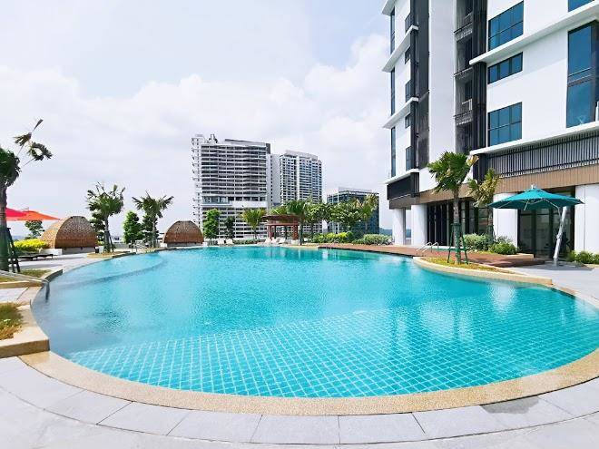 Almas puteri harbour uha shortstay