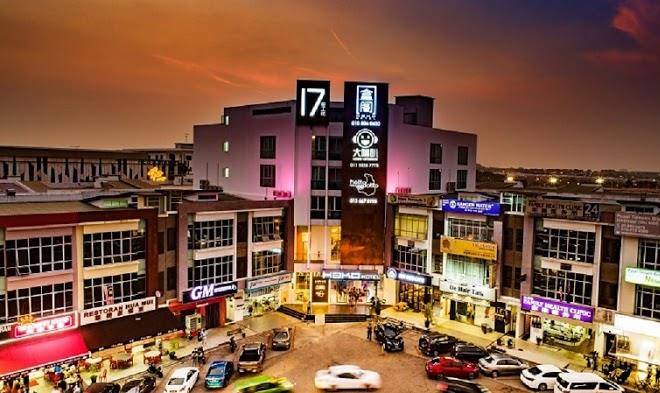 Hako hotel taman mount austin