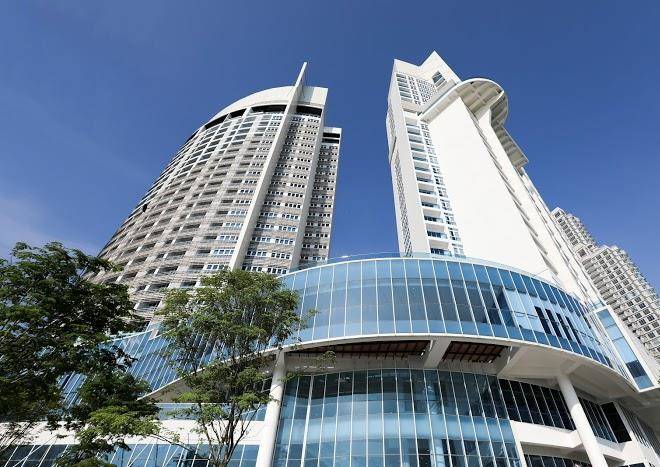 Pinetree Marina Resort Image