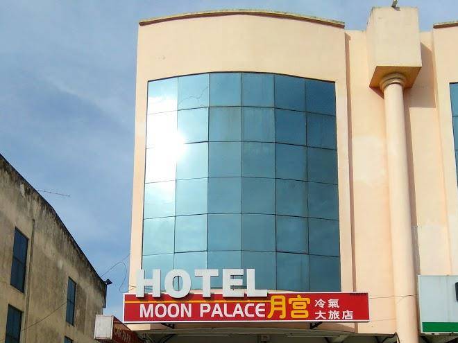 Hotel moon palace