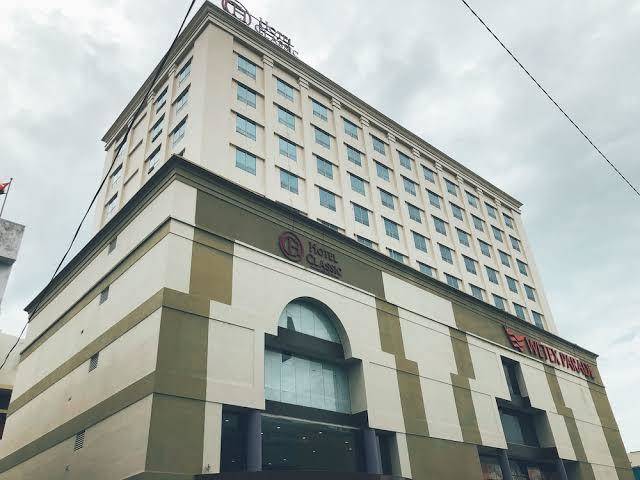 Classic hotel muar