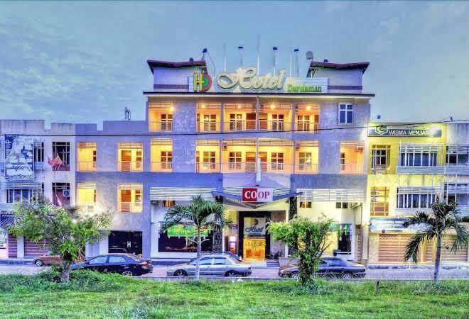 Hotel darulaman