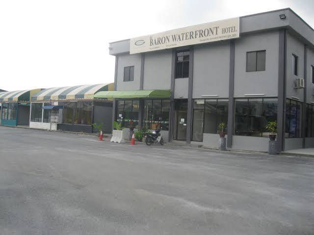 Baron waterfront hotel
