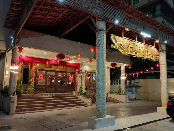Eagle bay hotel