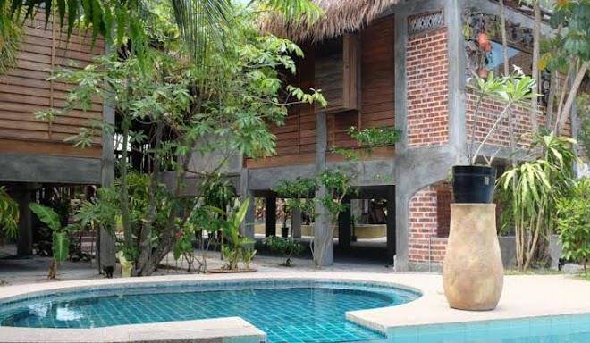 Panji panji tropical wooden home