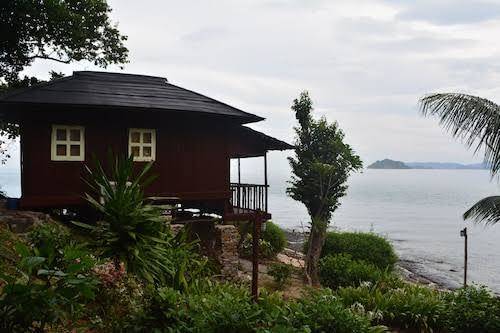 The jemuruk island resort