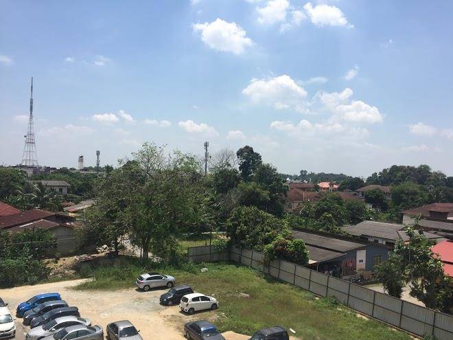 Mr j hotel wakaf che yeh 2