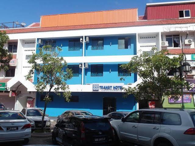 Transit hotel
