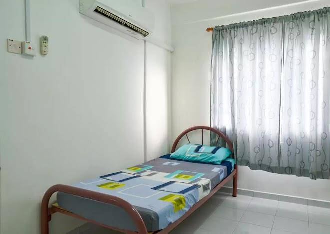 Clean & Cozy Budget Flat Malacca City Image