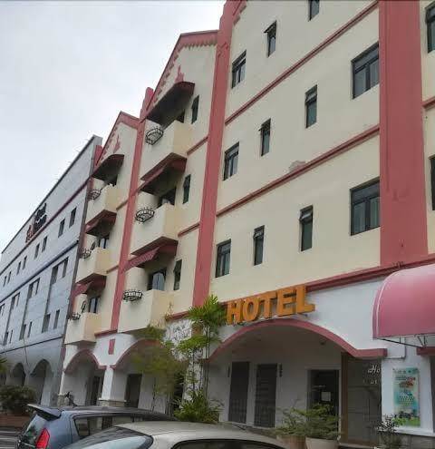 Hotel tropicaville