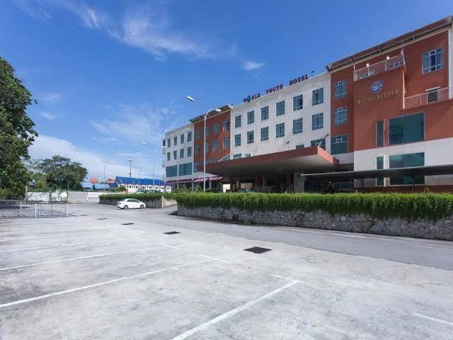 World youth hotel ayer keroh malacca