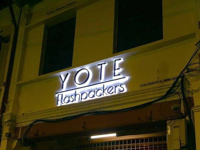 Yote flashpackers