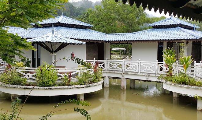 Seri menanti resort
