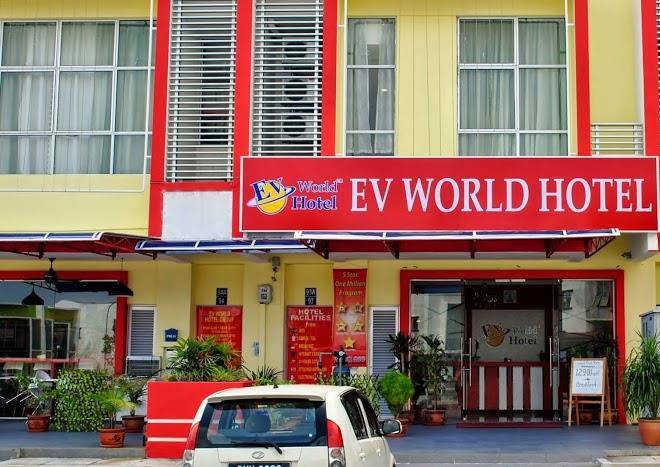Ev world hotel enstek