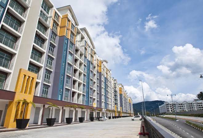 Dreamscape apartment golden hill