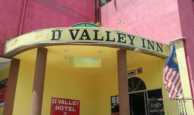 D valley hotel