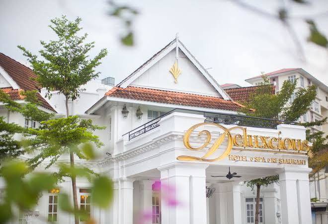Deluxcious luxurious heritage hotel