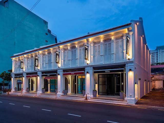Hutton suites hotel by phc