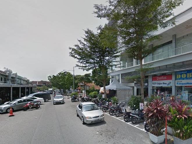 3 bed executive suite rumahku airport