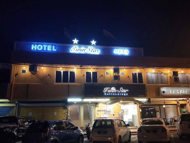 Hotel twin star