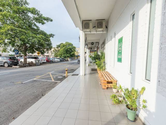 Happy 92 hotel lumut