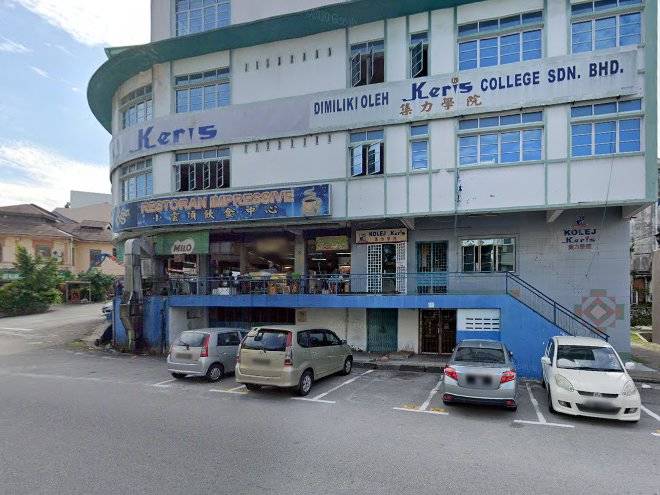 Central hotel